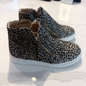 Harper Canyon Leopard Print Kids Boots with Zipper